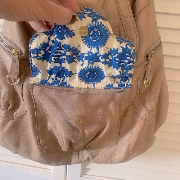Lucky Penny Large leather reversible Purse tan and blue floral - Picture 7 of 16